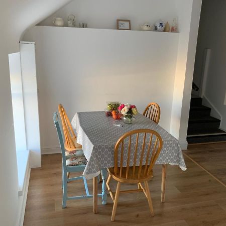 Room 2 Camp Street B&B & Self Catering 乌克特拉德 外观 照片